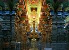 Прикрепленное изображение: 11314407-Внутри-Минакши-индуистский-храм-в-Мадурай,-Тамил-Наду,-.jpg