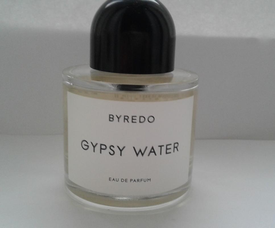 Байредо джипси ватер. Gypsy Water 100 мл. Духи Буредо Gypsy Water 2021. Аромадиффузор Byredo Gypsy Water 100 ml. Миксед Эмоушен Байредо.