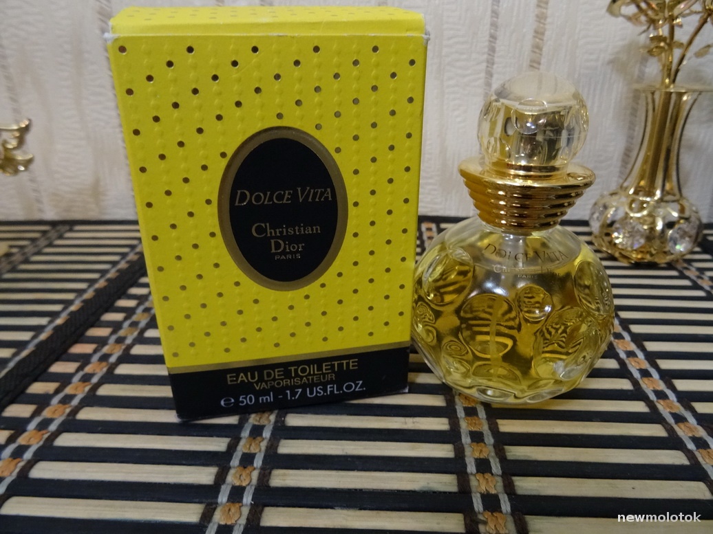 Dolce vita цена. Christian Dior Dolce Vita. Dolce Vita Parfum 30ml.