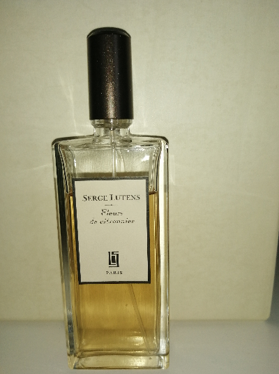 Serge lutens jeux de. Serge Lutens Borneo 1834. Santal majuscule Serge Lutens 50 мл.