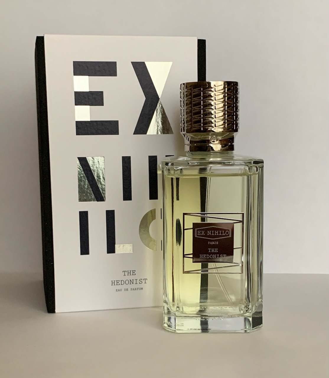 Ex nihilo hedonist. Духи гедонист ex Nihilo. Ex Nihilo Outcast Blue extrait de Parfum. Ex Nihilo Paris the Hedonist мужские. Ex Nihilo Hedonist духи новинка.