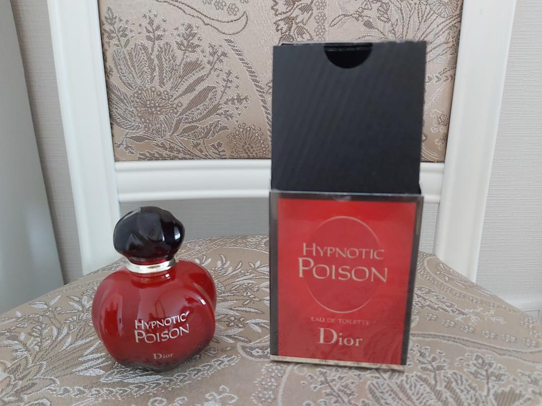 Пойзон оригинал или реплика. Пойзон оригинал или нет. Poison оригинал или нет. Сертификат Пойзон оригинал. В магазине Poizon оригинал или нет