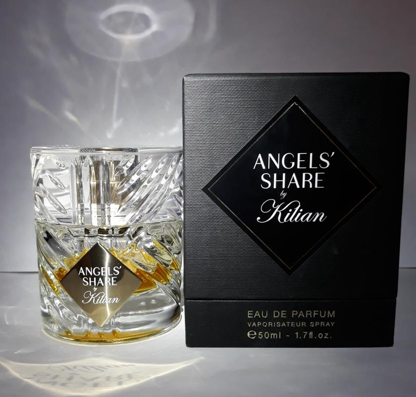 Ангел шер килиан. Kilian Angel's share 50 ml. Духи Килиан ангел Шери. Kilian Eau de Parfum Angel's share. Духи Килиан Angels share.