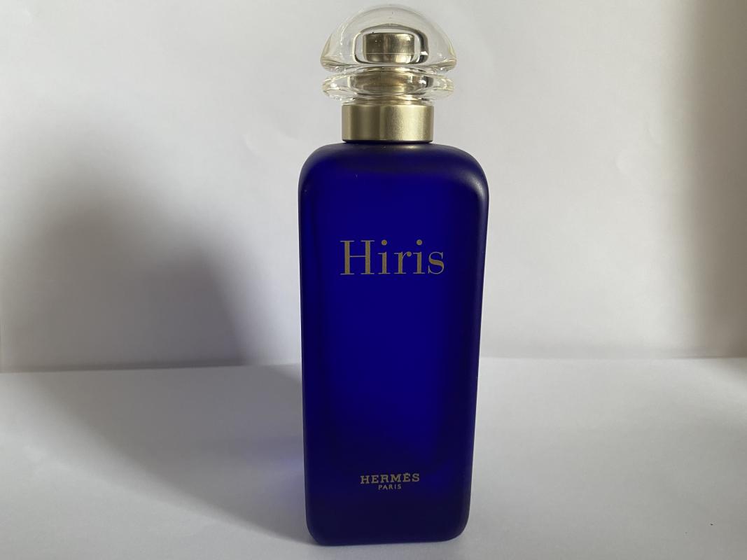 Гермес оне. Hermes Hiris. Hermes Hiris EDT 100. Hermes Hiris синий флакон. Hermes Hiris в синем флаконе объем.