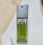 Chanel, No 19 Eau de Toilette