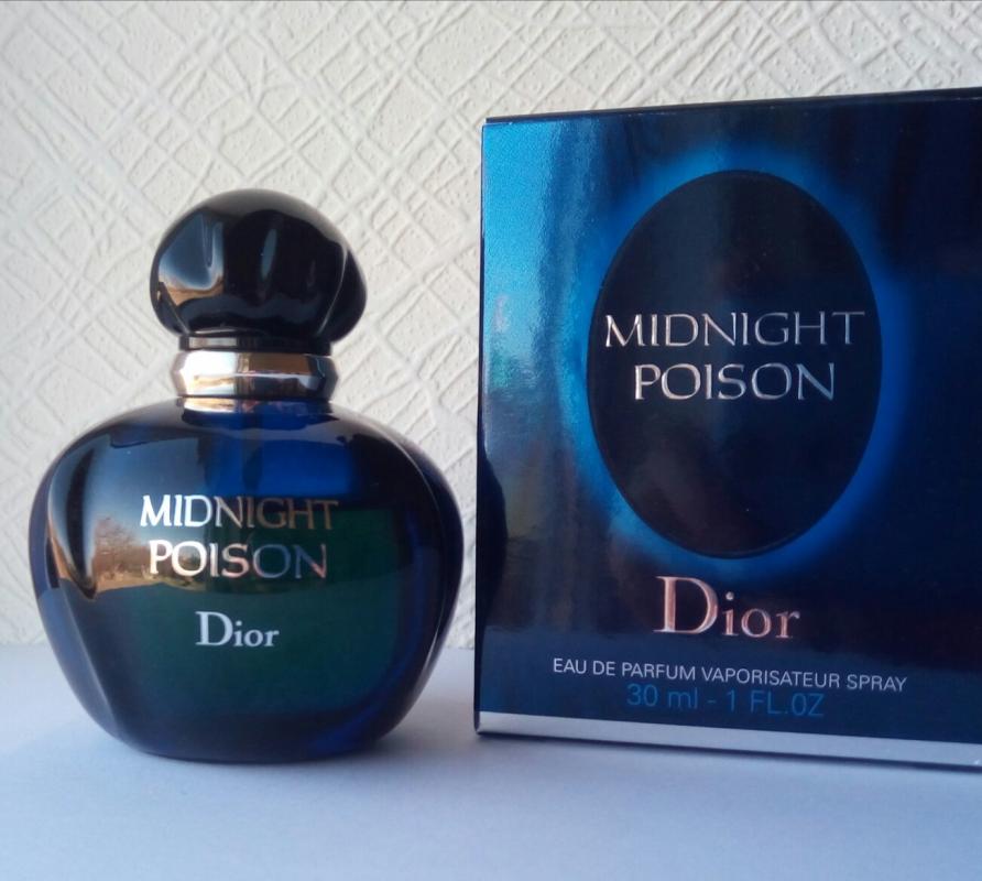 Миднайт пуазон. Духи Christian Dior Midnight Poison. Диор пуазон синий флакон женские. Dior Poison Винтаж.