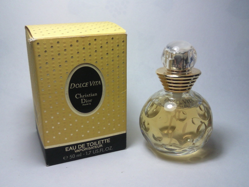 Dolce перевод на русский. Dolce Vita Christian 5 ml.