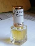 Tom Ford, Japon Noir