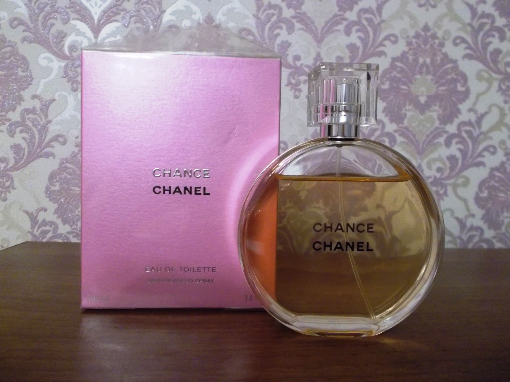 Шанель розовые цена. Духи Шанель шанс флакон. Шанель шанс розовый летуаль. Chanel chance коробка. Шанель шанс розовый.