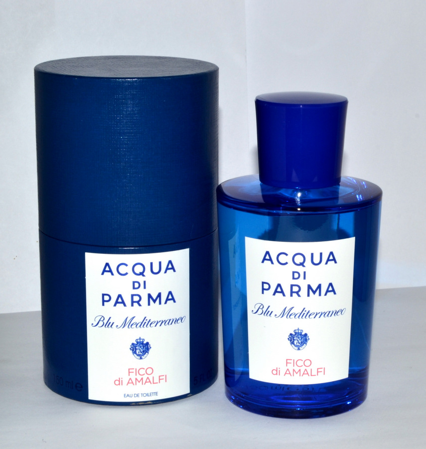 Parma blu. Acqua di Parma халаты.