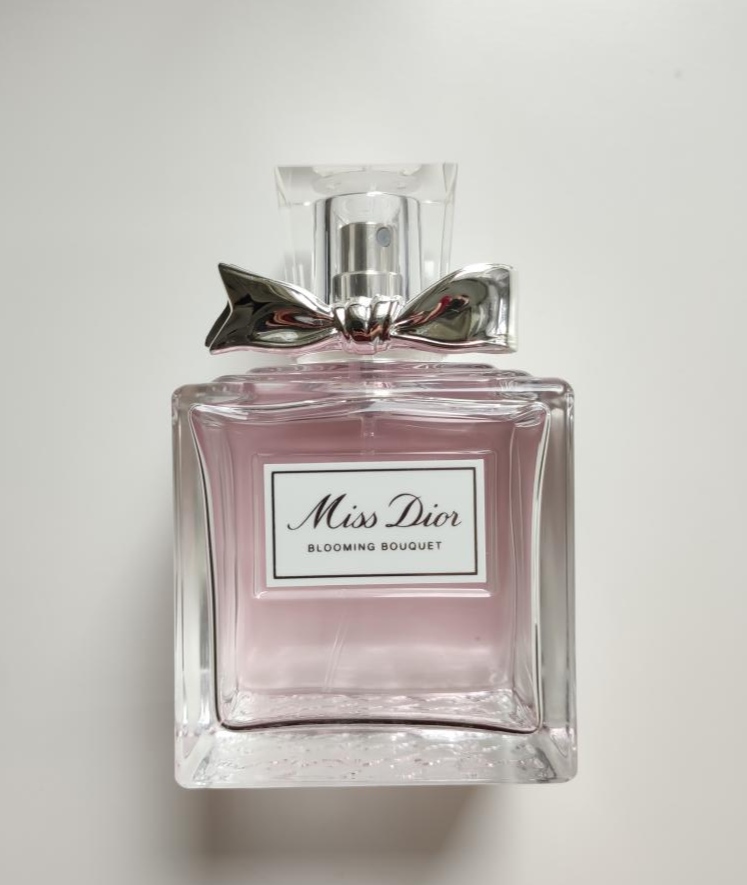 Dior miss dior blooming bouquet цены. Miss Dior Blooming Bouquet 50ml. Dior Miss Dior Blooming Bouquet 30 мл. Miss Dior Blooming Bouquet 50. Miss Dior Blooming Bouquet 100 ml.