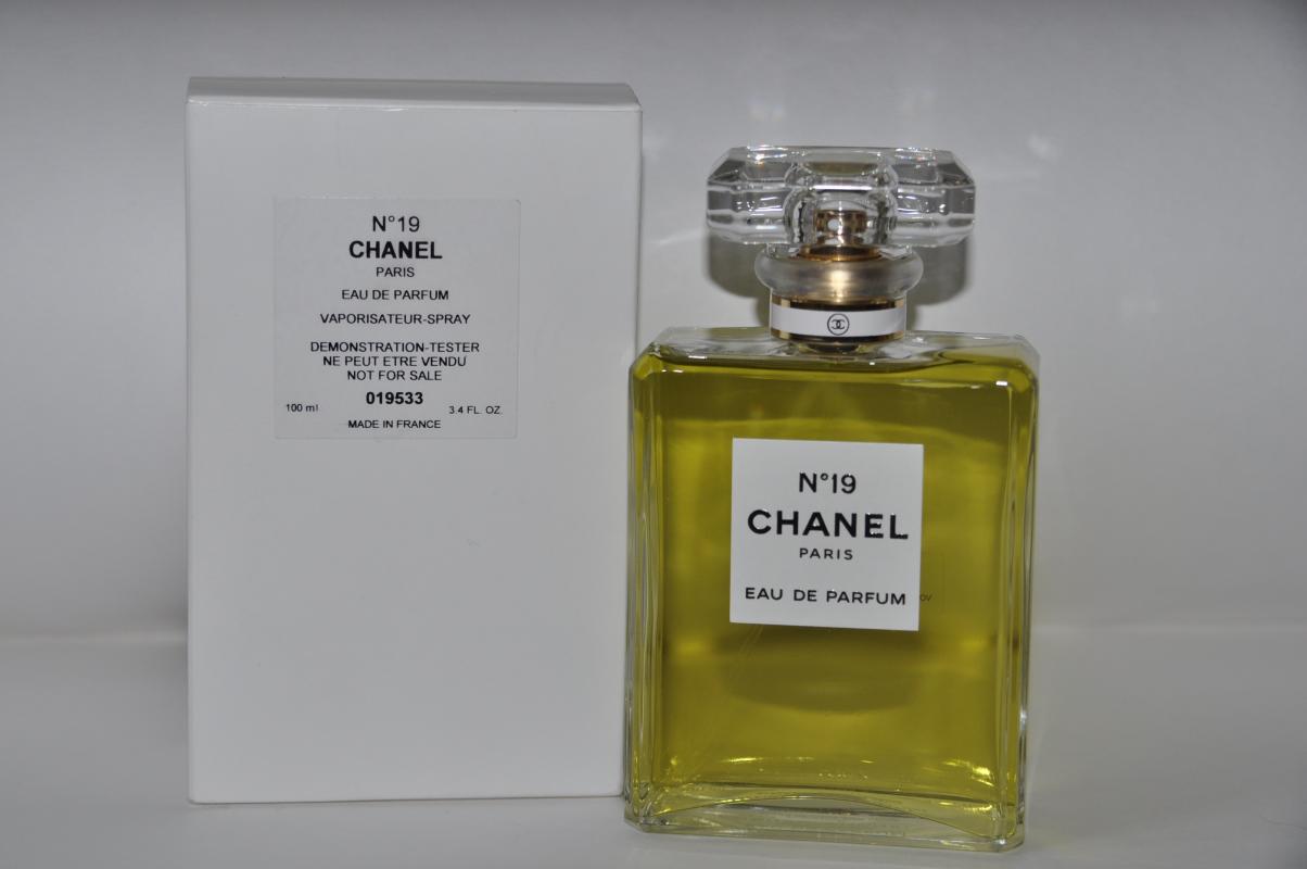 Оригинал духов chanel. Шанель 19 парфюмированная вода. Тестер Chanel 19. Шанель 19 духи женские. Тестер Шанель Габриэль духи.