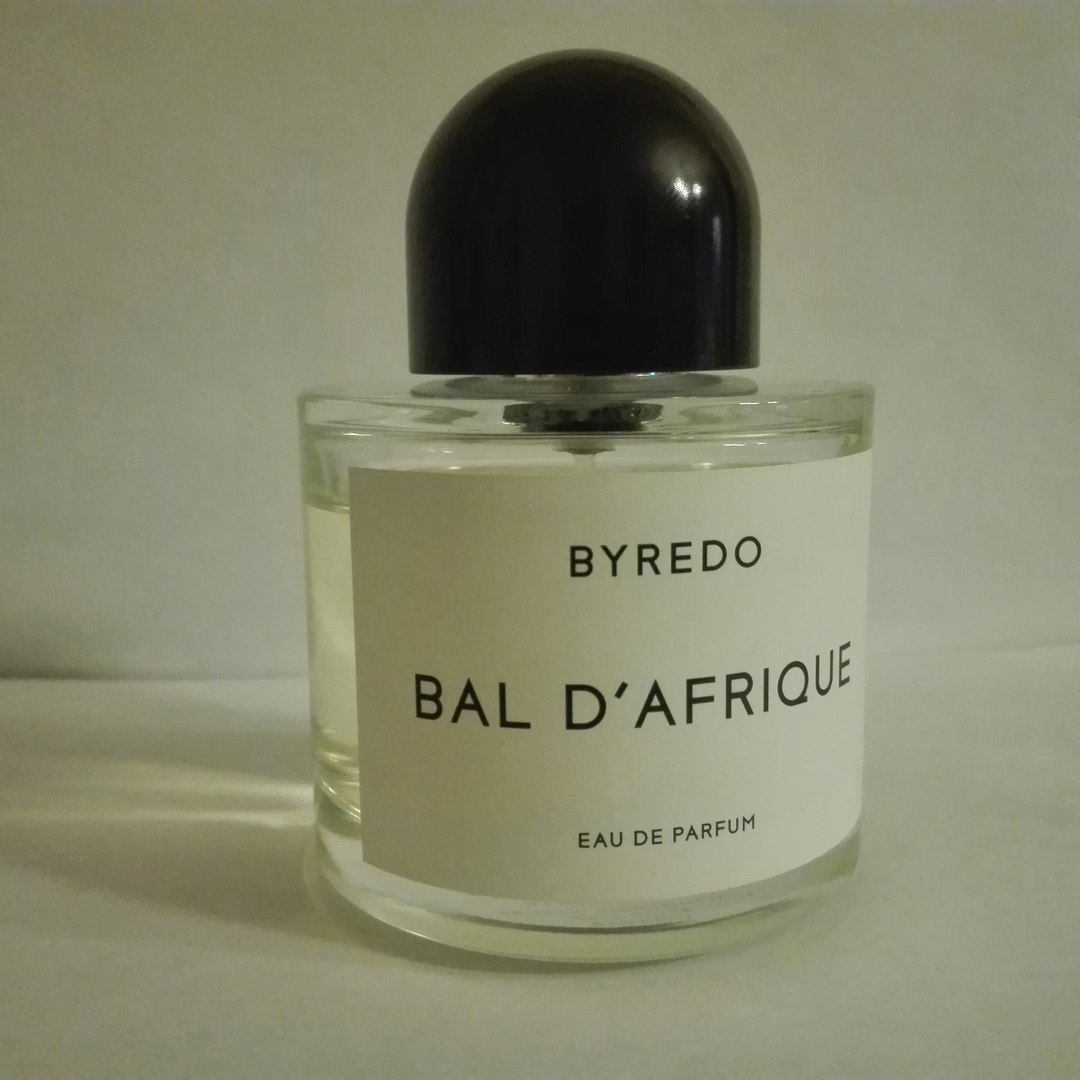 Байредо бал де. Byredo Bal d'Afrique. Byredo Parfums Bal d'Afrique наклейка. Byredo Parfums Bal d'Afrique надпись. Byredo с оранжевой крышкой.