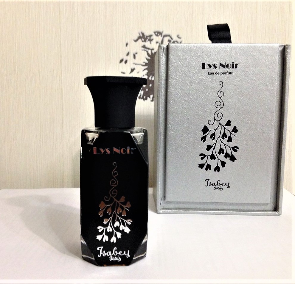 Новый аромат Isabey Lys Noir был представлен на выставке Esxence в Милане. 