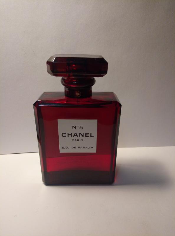 No 5 Eau de Parfum Red Edition LaParfumerie