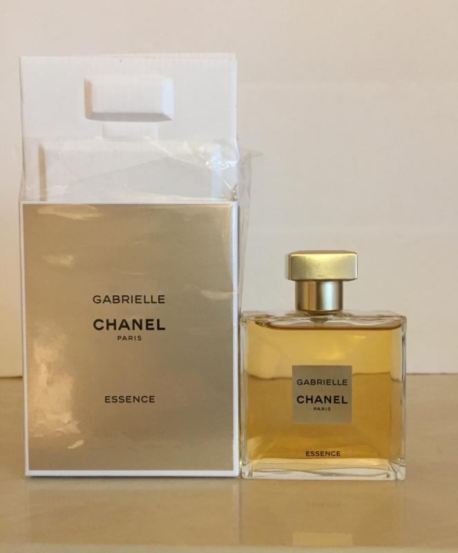 Шанель габриэль эссенс. Габриэль Шанель Эссенс 50 мл. Gabriel Chanel духи Essence 100мл. Gabrielle Chanel флакон.