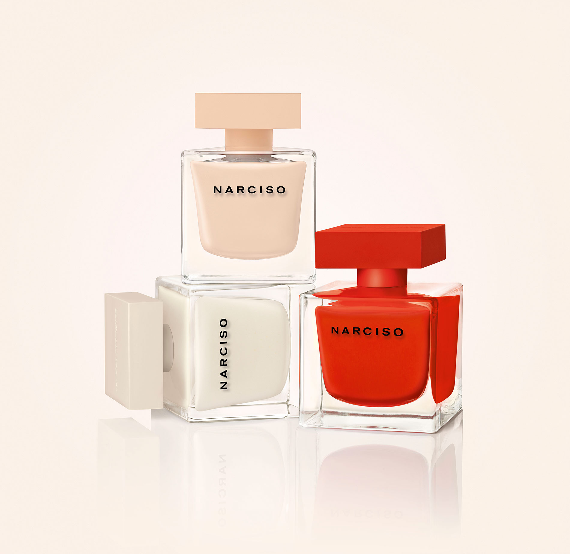 Аромат narciso rodriguez. Narciso rouge Eau de Toilette. Духи Narciso Rodriguez Narciso. Narciso Rodriguez Narciso rouge. Narciso Rodriguez Narciso Eau de Parfum rouge.